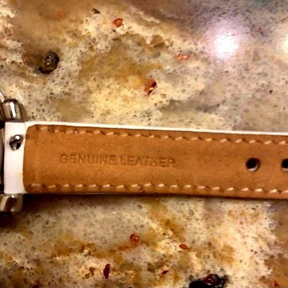 Womens FOSSIL WATCH - Picture 2 of 3